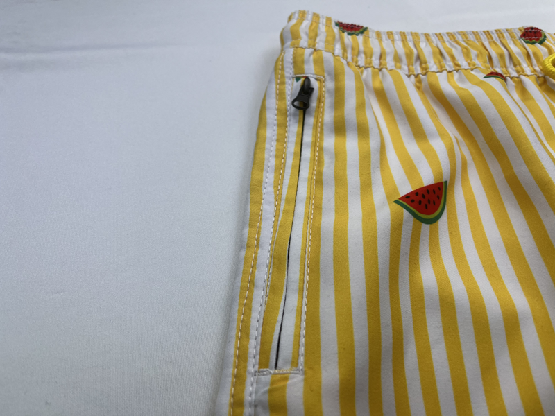 Men's Beach Shorts Elastic Waist Mesh Lining Swimming Trunks New Swimwear Bottom
